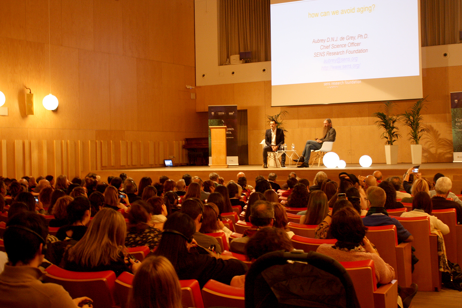 Conferencia De Grey con Iñaki López red