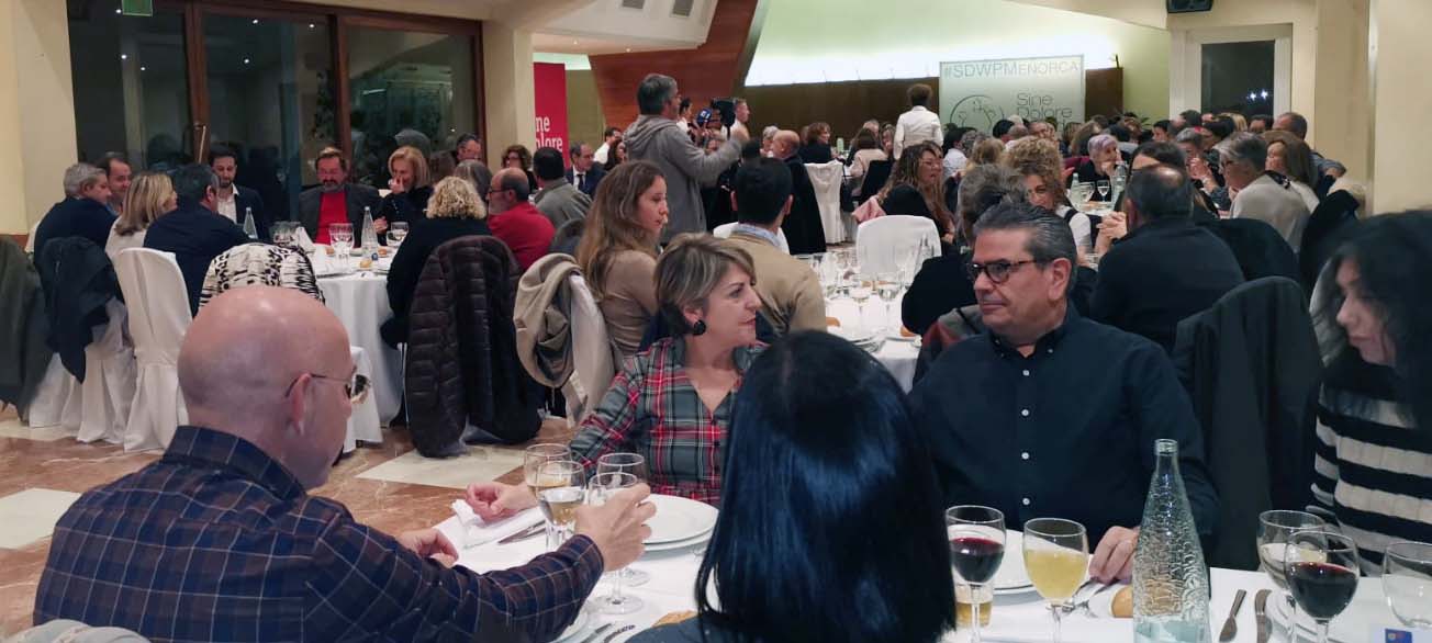 Foto prensa cena benéfica Sine Dolore 16 nov19